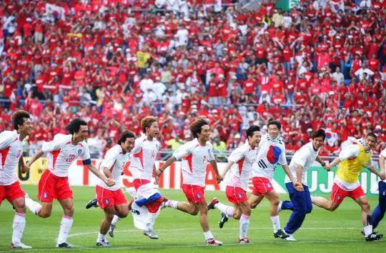 ▲资料图片：2002年世界杯，韩国挺进四强。